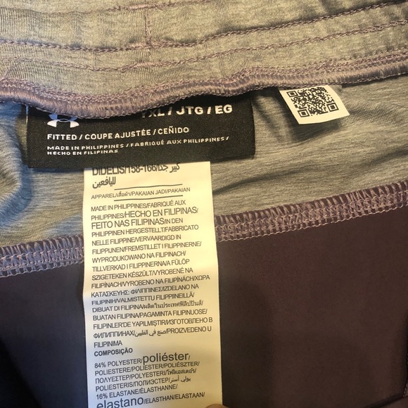 Under Armor Youth XLarge Jogger Pants. Grey. Great condition. - Picture 9 of 9